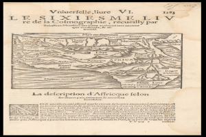 Ein altes Buch mit einem schwarzen Hintergrund und eine detaillierte Karte von Afrika, die geographische Merkmale wie Berge, Flüsse und Städte zeigt, mit begleitendem Text.