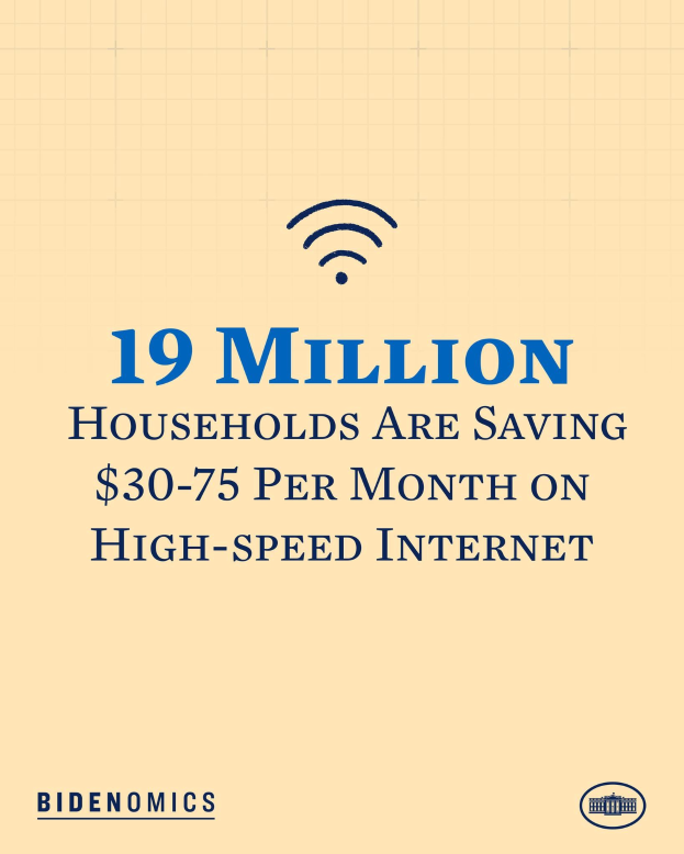 Plakat mit der Aufschrift "19 Millionen Haushalte sparen 30-75 USD pro Monat bei High-Speed-Internet" mit einem Logo.
